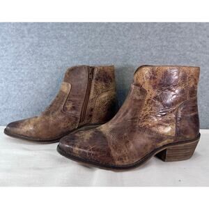Diba True Women's sz 7.5 Distressed Brown Leather Western Ankle Boots Block Heel